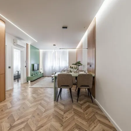 Tropical Palm Retreat-brand New Apartment